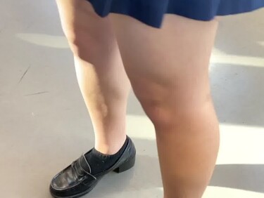 JK風制服美女の対面エロ過ぎるミニスカ生脚200