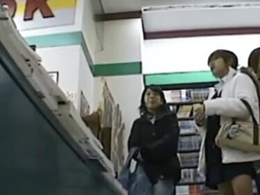 古き良き時代のパンチラ冒険 Vol.34